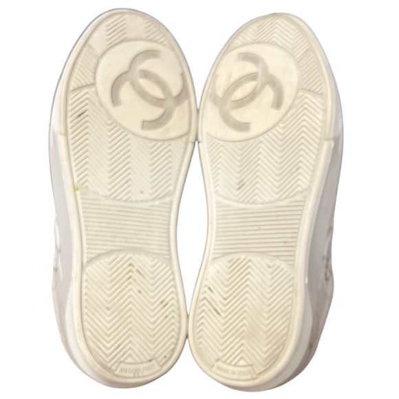 CHANEL 💯 23A White CC Logo Platform Leather Sneakers Runners 37.5 37 7 Box - Picture 8 of 11